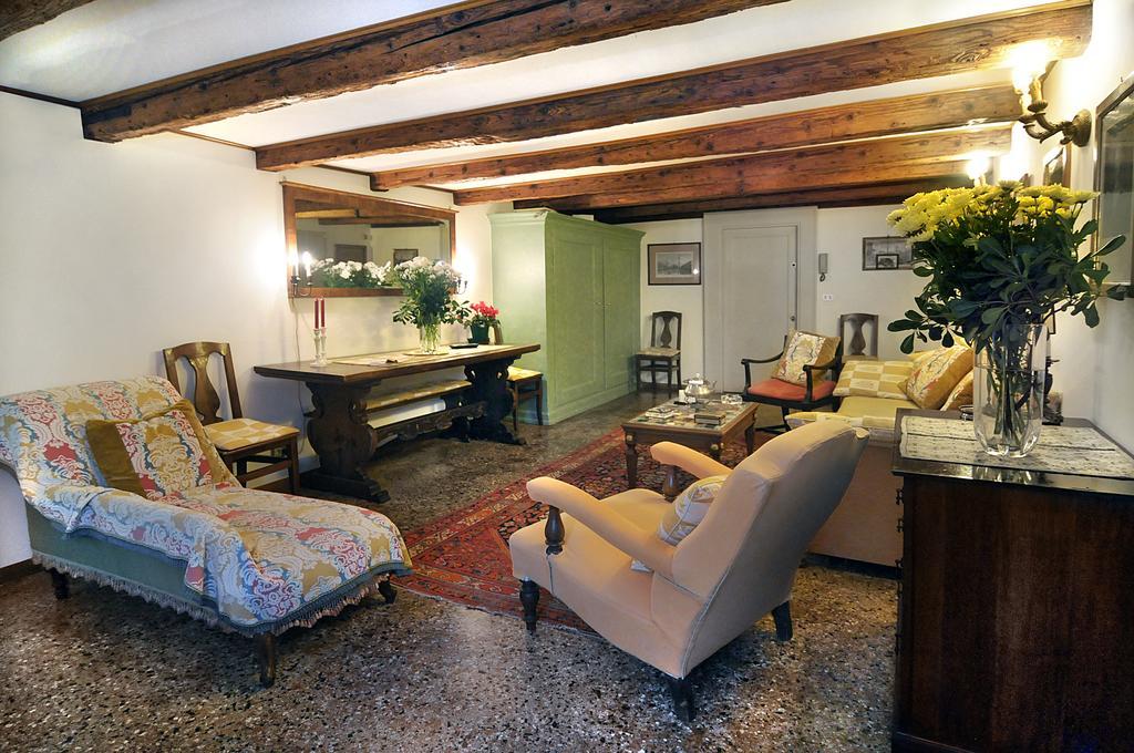 Апартаменты Palazzetto Da Schio Венеция Экстерьер фото